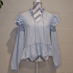 BLANKNYC 411 Top Size Medium Light Blue Fade Ruffled Tie Front 100% Cotton.